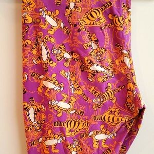 Tigger lularoe leggings tall and curvy tc